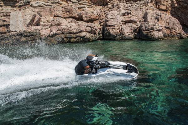 Yamaha SuperJet 700