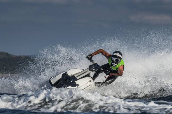 Yamaha SuperJet 700